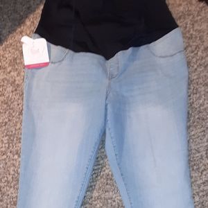 NEW MATERNITY LIGHT BLUE JEGGINS/JEANS
